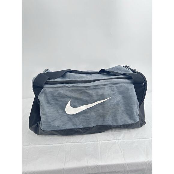 Nike Adjustable Crossbody Shoulder Strap Duffel Bag Swoosh Logo 23x12 READ - Picture 1 of 6
